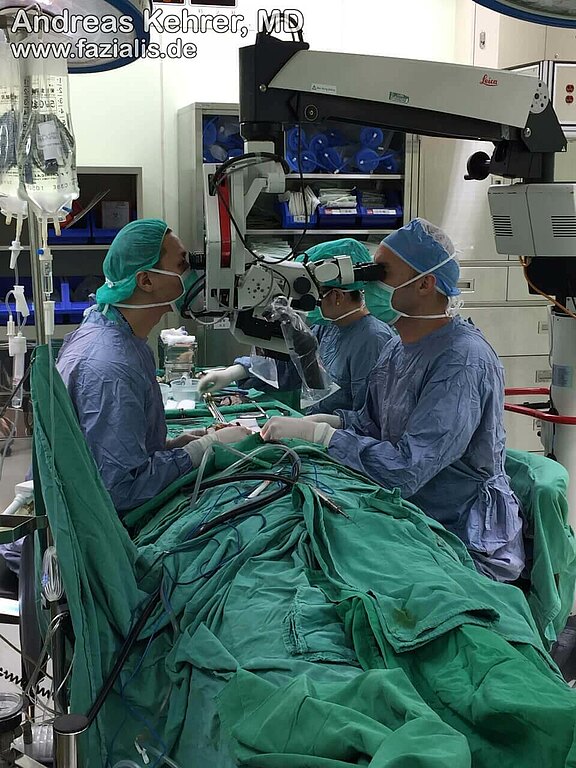 Mikrochirurgie_1.jpg 